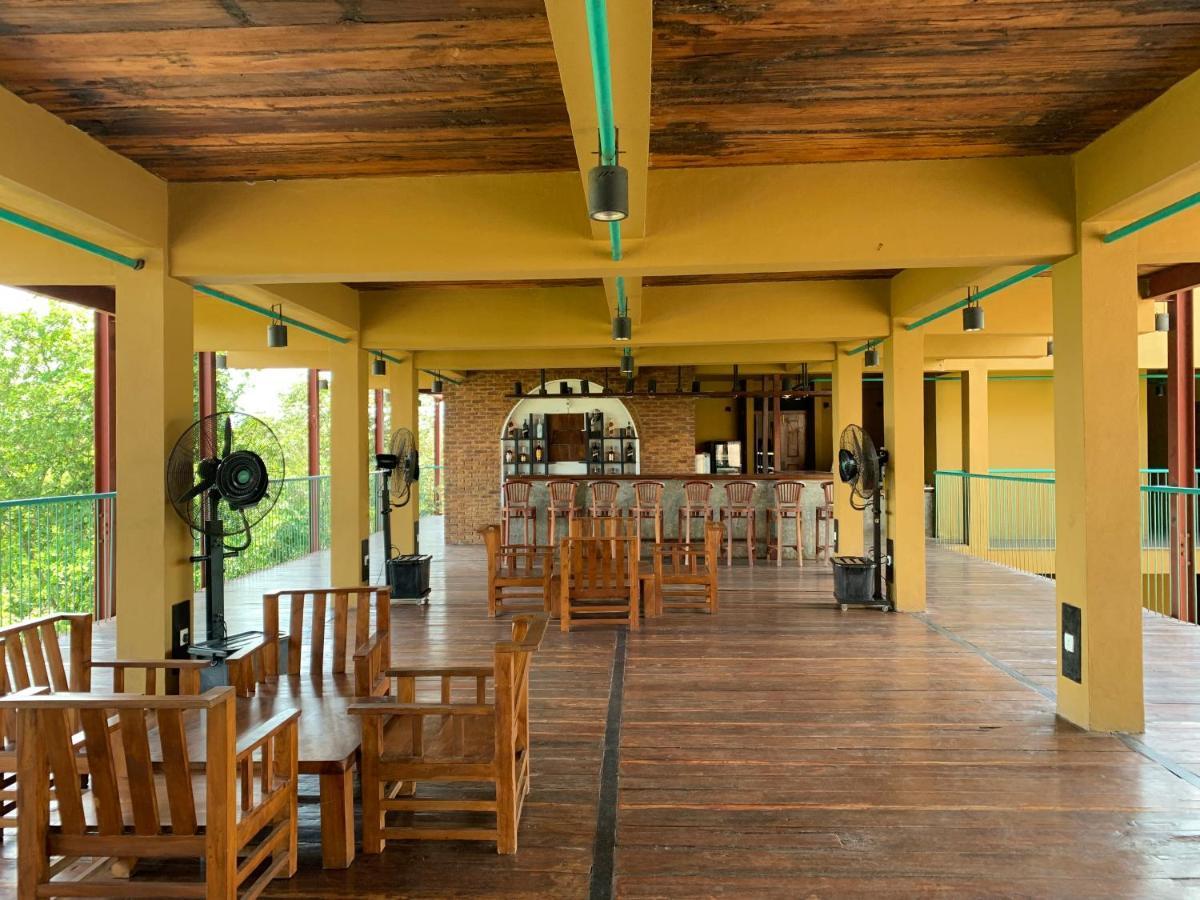 Dehippawa Holiday Hotel