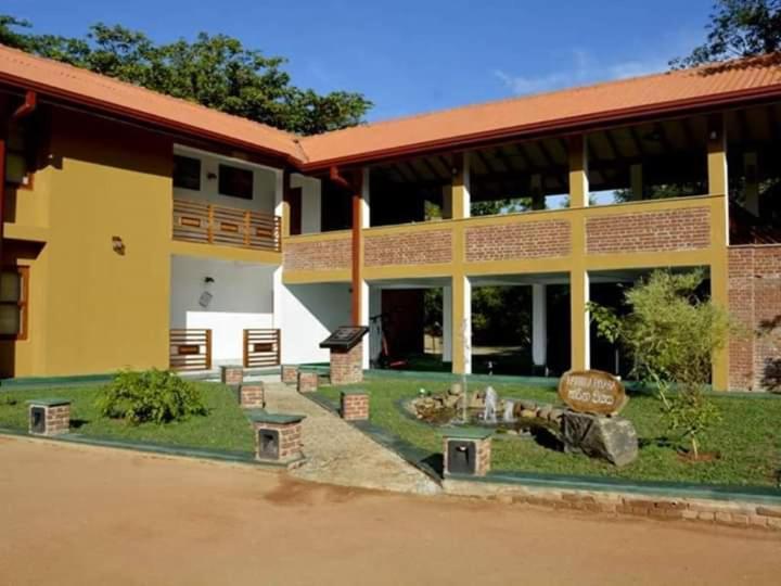 Hotel Dehippawa Holiday *